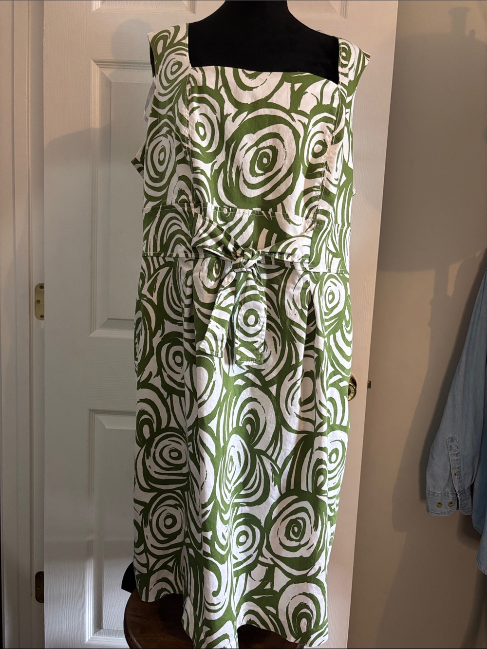 Jessica Howard Green & White Printed Midi Dress with Waist Tie